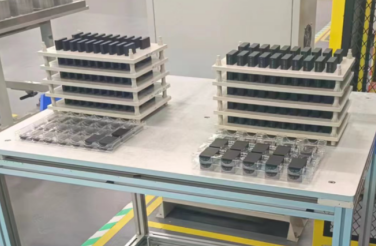 Analyse d'avantage des robots composites dans la charge et le déchargement de l'acier magnétique